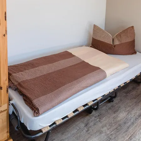 Mit Parkplatz Und Fahrradunterstellmoeglichkeit Mit Balkon Nah Am Wald By Interhome Apartmán Hetzdorf