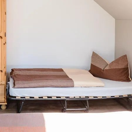 Apartmán Mit Parkplatz Und Fahrradunterstellmoeglichkeit Mit Balkon Nah Am Wald By Interhome