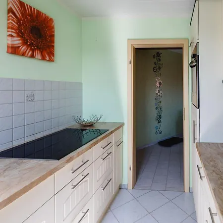 Mit Parkplatz Und Fahrradunterstellmoeglichkeit Mit Balkon Nah Am Wald By Interhome Apartmán Hetzdorf