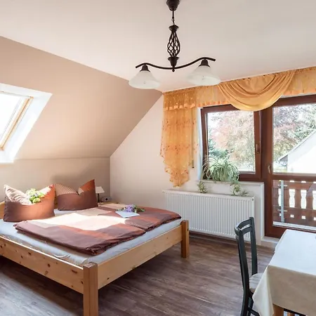 Mit Parkplatz Und Fahrradunterstellmoeglichkeit Mit Balkon Nah Am Wald By Interhome Hetzdorf