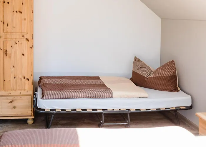 Apartmán Mit Parkplatz Und Fahrradunterstellmoeglichkeit Mit Balkon Nah Am Wald By Interhome