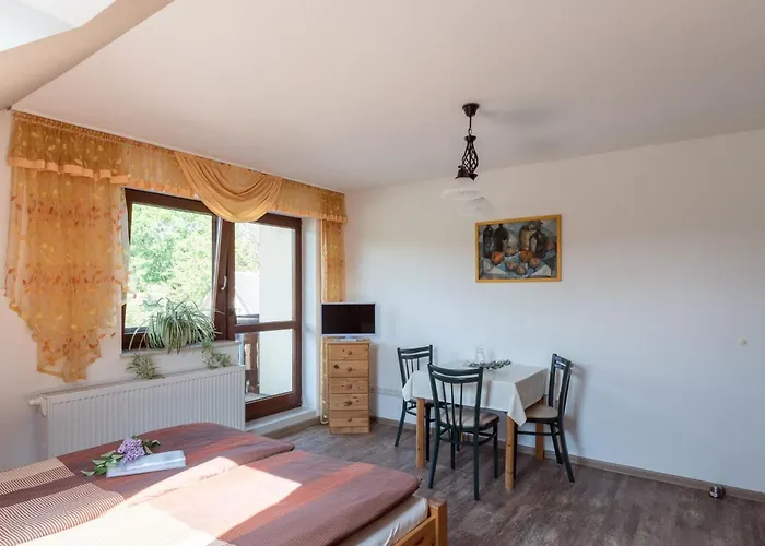 Apartmán Mit Parkplatz Und Fahrradunterstellmoeglichkeit Mit Balkon Nah Am Wald By Interhome